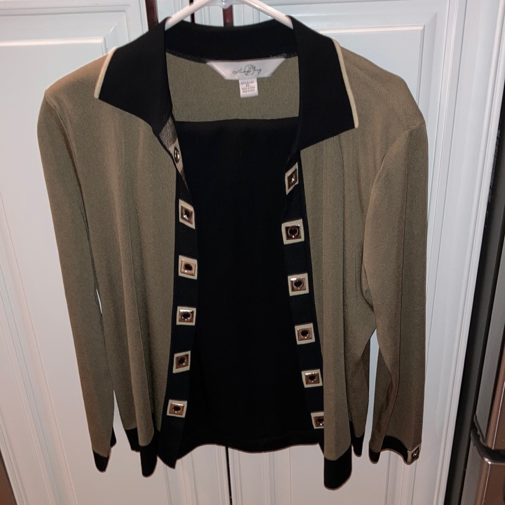 Ming Wang Sweater & Pant Set